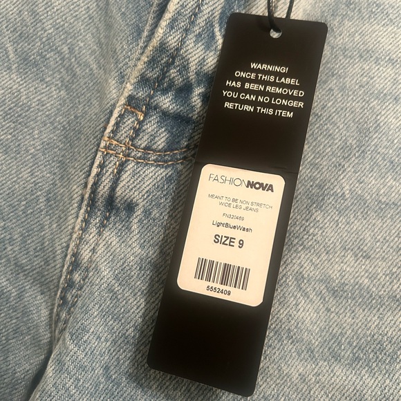 Fashion Nova Light Blue Wide Leg Jeans - Picture 4 of 4